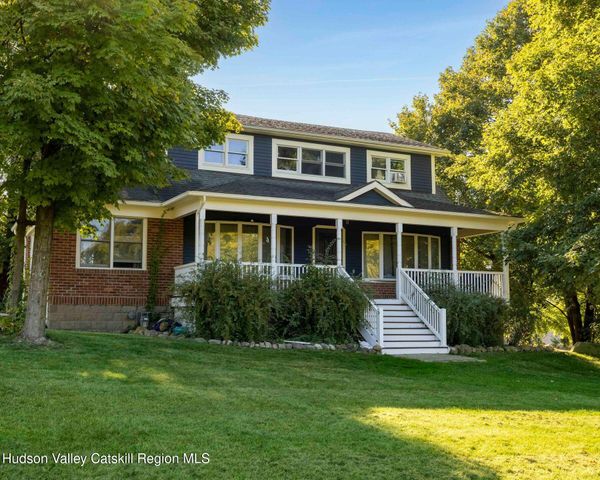 98 North Road, Highland, NY 12528
