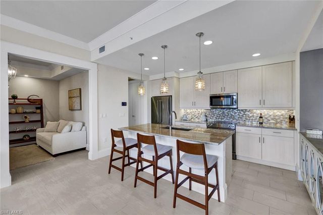 1035 3rd AVE S # 514, Naples, FL 34102