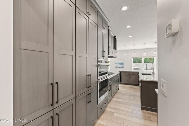 2341 FIDDLERS Lane, Atlantic Beach, FL 32233