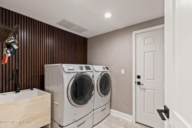 2341 FIDDLERS Lane, Atlantic Beach, FL 32233