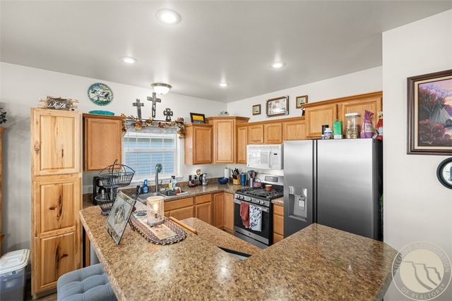 1410 Twin Oaks DRIVE, Billings, MT 59105