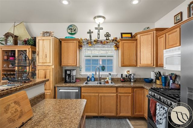 1410 Twin Oaks DRIVE, Billings, MT 59105