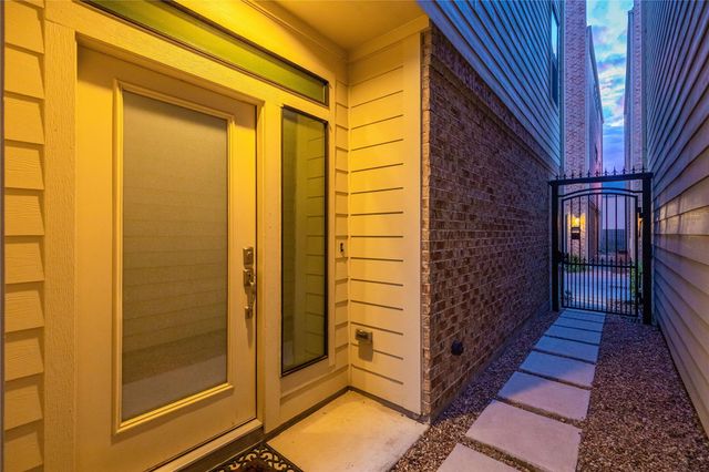 5307 Petty Street, Houston, TX 77007