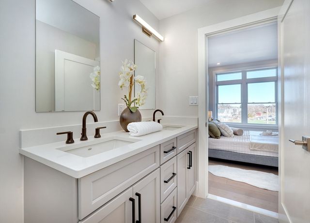 62 Foundry St 215, Wakefield, MA 01880