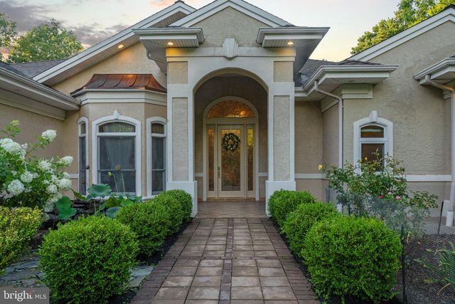 12 PRINCETON AVE, Egg Harbor Township, NJ 08234