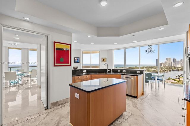 21200 Point Pl 1901, Aventura, FL 33180