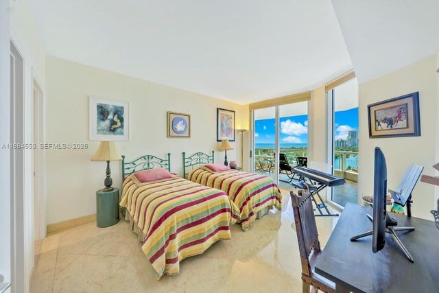 21200 Point Pl 1901, Aventura, FL 33180