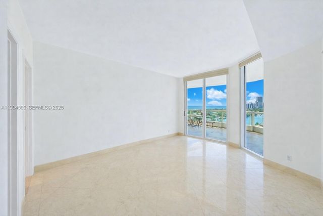 21200 Point Pl 1901, Aventura, FL 33180