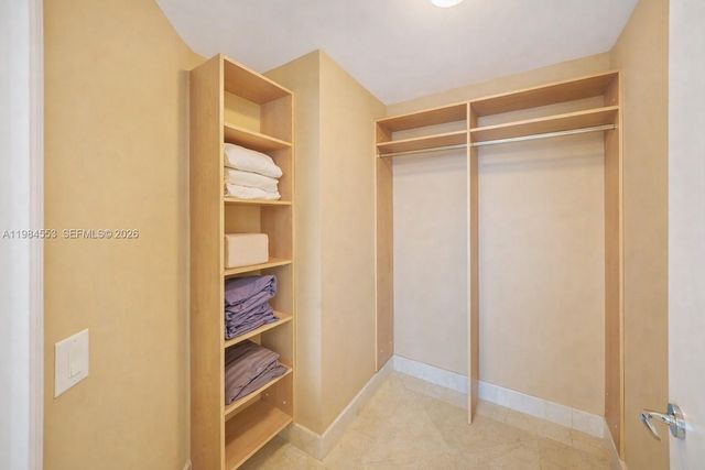 21200 Point Pl 1901, Aventura, FL 33180
