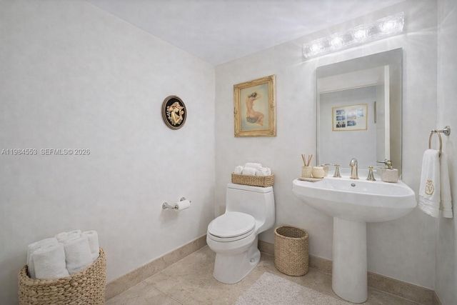 21200 Point Pl 1901, Aventura, FL 33180