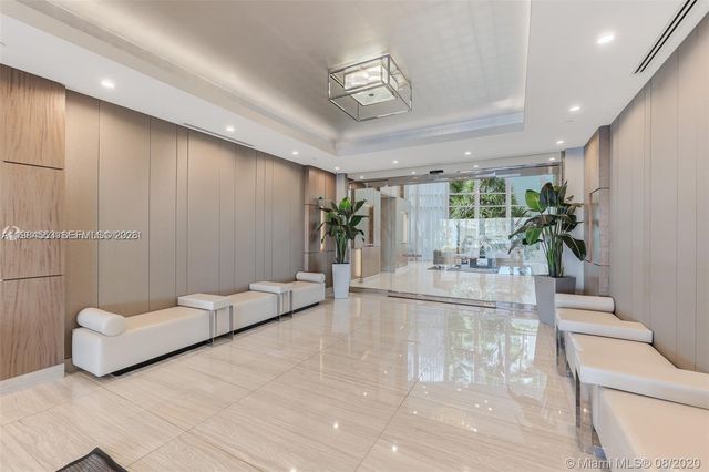 21200 Point Pl 1901, Aventura, FL 33180