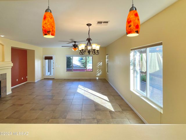 1134 W Vinovo Pass, Oro Valley, AZ 85755