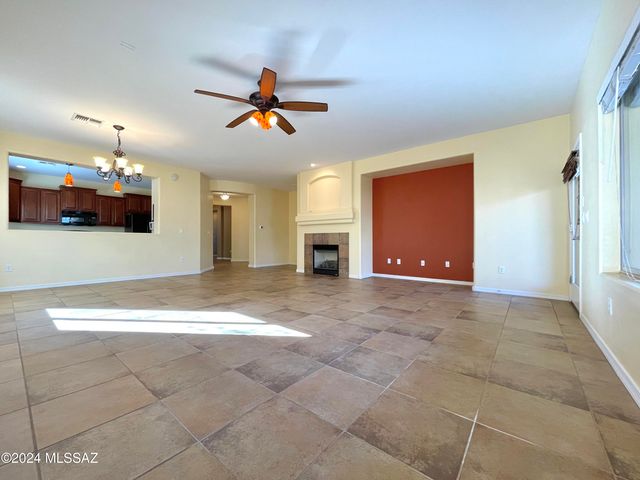 1134 W Vinovo Pass, Oro Valley, AZ 85755