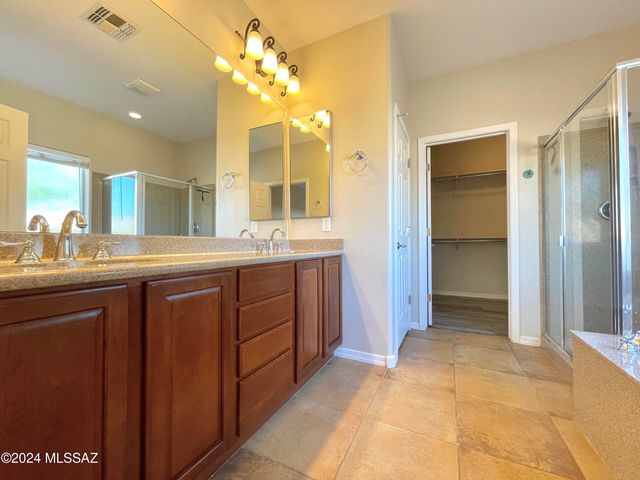 1134 W Vinovo Pass, Oro Valley, AZ 85755