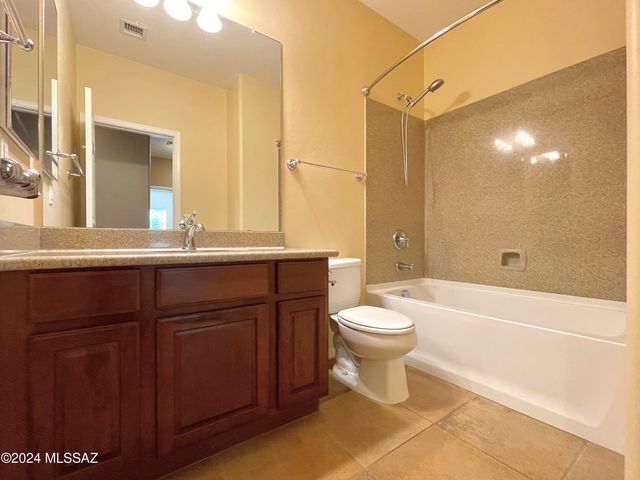 1134 W Vinovo Pass, Oro Valley, AZ 85755