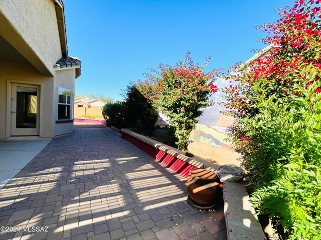 1134 W Vinovo Pass, Oro Valley, AZ 85755