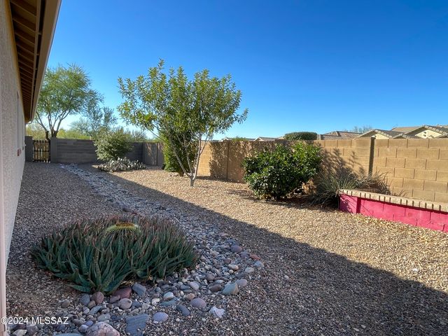 1134 W Vinovo Pass, Oro Valley, AZ 85755