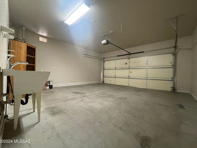 1134 W Vinovo Pass, Oro Valley, AZ 85755