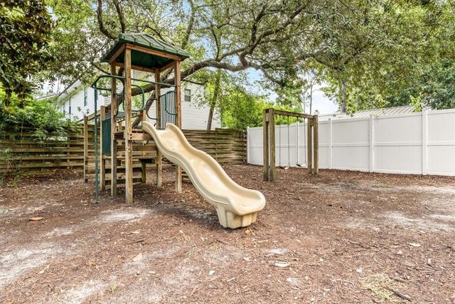 2508 Demere Road 7, St Simons Island, GA 31522