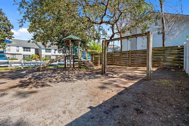 2508 Demere Road 7, St Simons Island, GA 31522