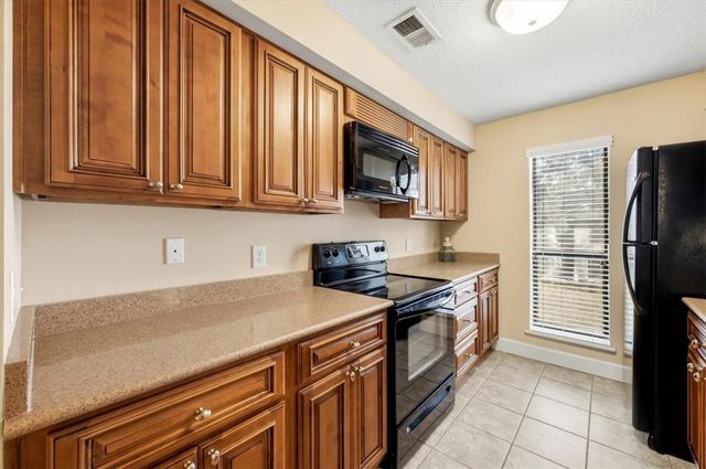 2508 Demere Road 7, St Simons Island, GA 31522