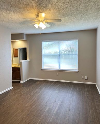 405 Augustine Drive, Euless, TX 76039