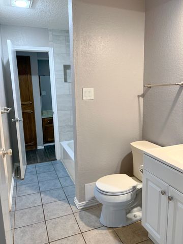 405 Augustine Drive, Euless, TX 76039
