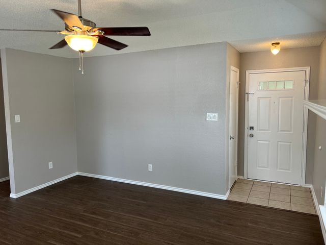 405 Augustine Drive, Euless, TX 76039