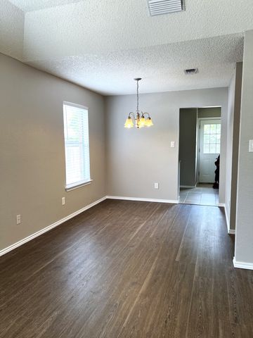 405 Augustine Drive, Euless, TX 76039
