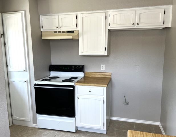405 Augustine Drive, Euless, TX 76039