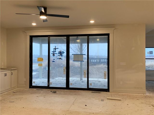 10427 N Mulberry Street, Kansas City, MO 64155