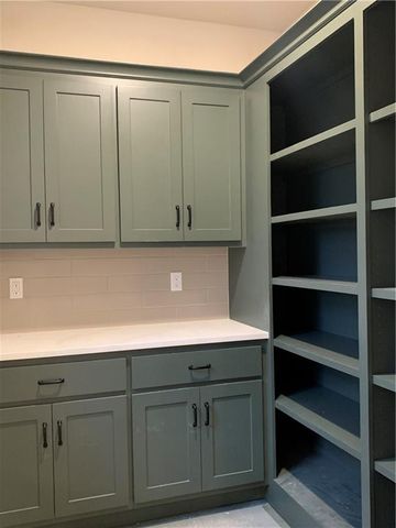 10427 N Mulberry Street, Kansas City, MO 64155