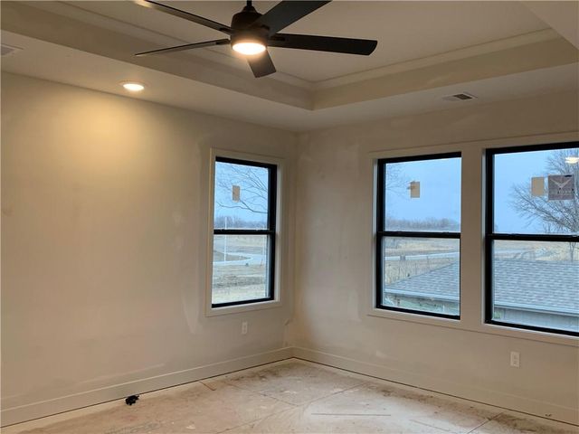 10427 N Mulberry Street, Kansas City, MO 64155