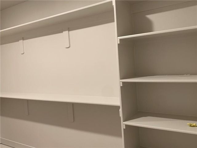 10427 N Mulberry Street, Kansas City, MO 64155