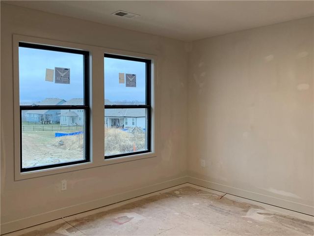 10427 N Mulberry Street, Kansas City, MO 64155