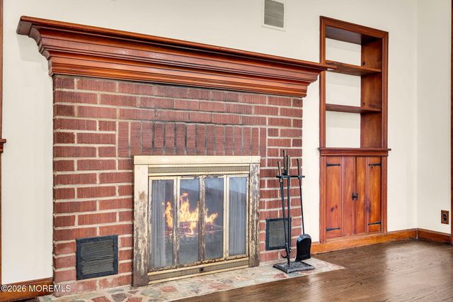 15 Lexington Avenue, Toms River, NJ 08753