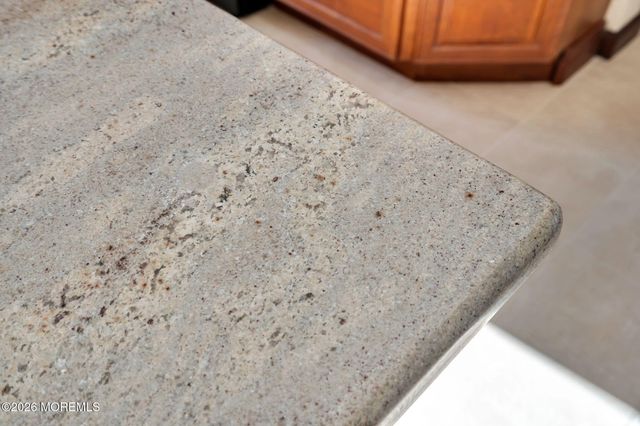 15 Lexington Avenue, Toms River, NJ 08753