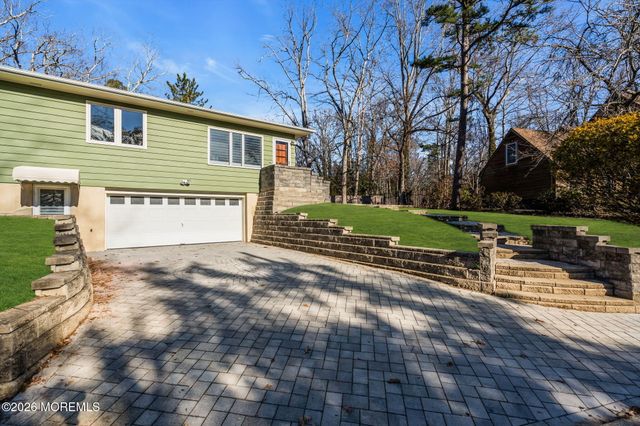 15 Lexington Avenue, Toms River, NJ 08753