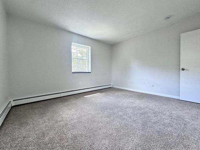 128 North Street 6, Newton, MA 02460