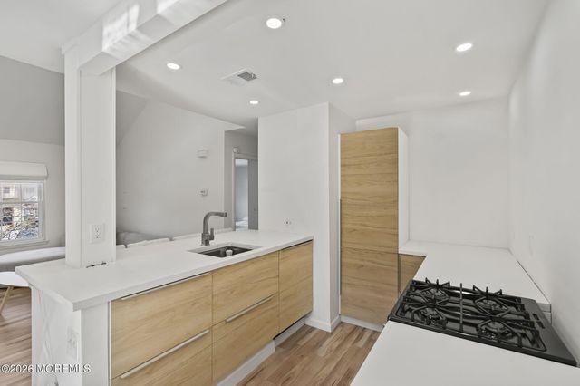 303 Larkspur Lane, Jackson, NJ 08527