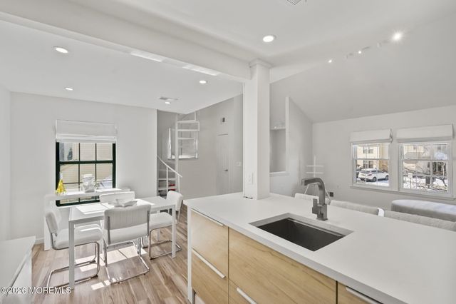 303 Larkspur Lane, Jackson, NJ 08527