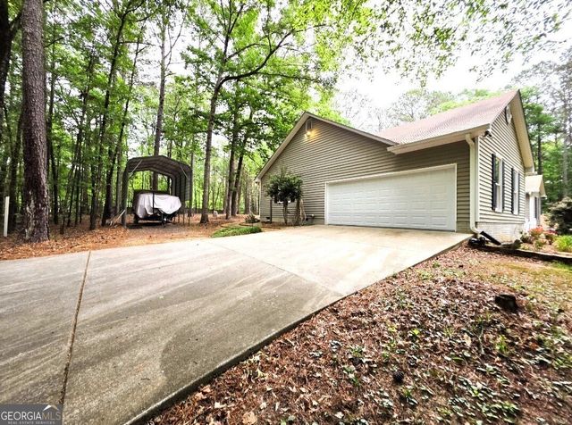 134 Sovereign Trail, Brooks, GA 30205