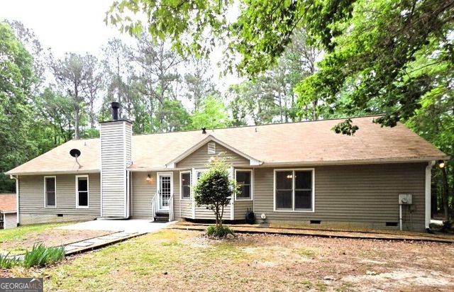 134 Sovereign Trail, Brooks, GA 30205