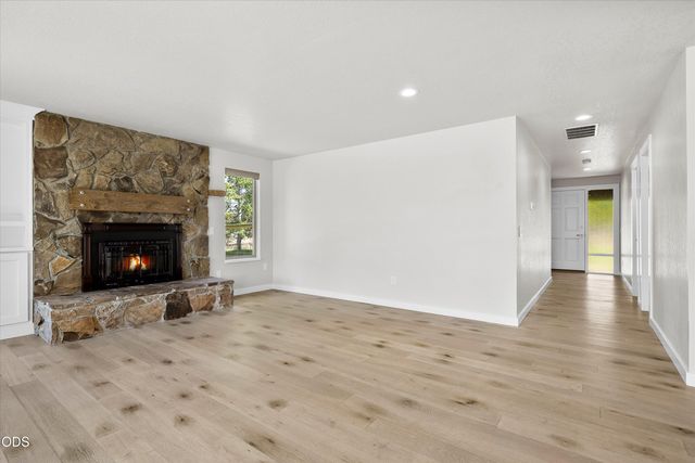 62846 Montara Drive, Bend, OR 97701