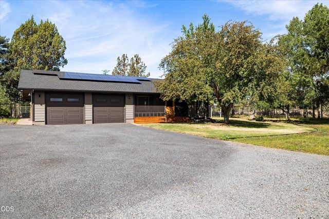 62846 Montara Drive, Bend, OR 97701