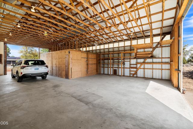 62846 Montara Drive, Bend, OR 97701
