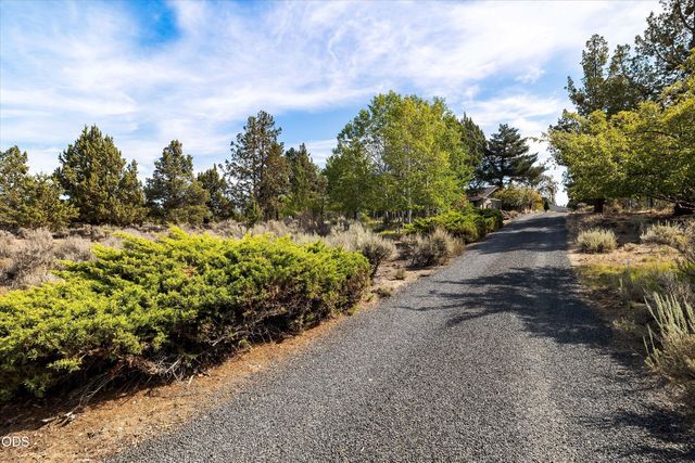 62846 Montara Drive, Bend, OR 97701