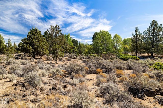 62846 Montara Drive, Bend, OR 97701
