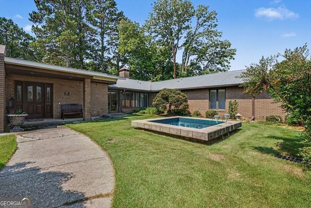 2071 W Hightower Trail, Conyers, GA 30012