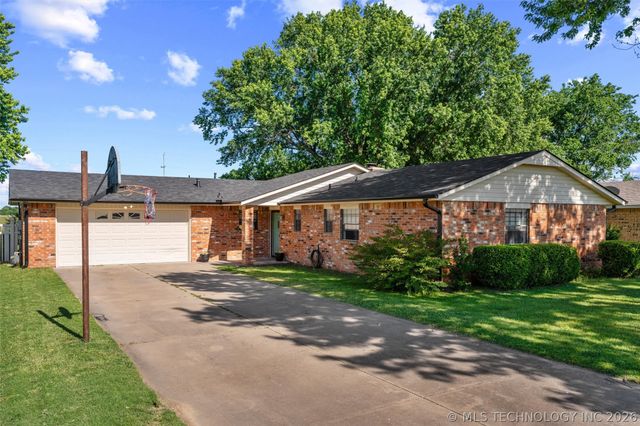 308 Martin Lane, Dewey, OK 74029